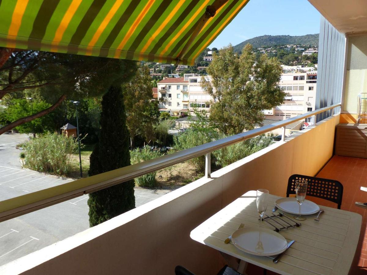Charmant Studio Climatise Avec Balcon A 50M De La Plage - Le Lavandou Centre-Ville - Fr-1-308-110 Exterior photo
